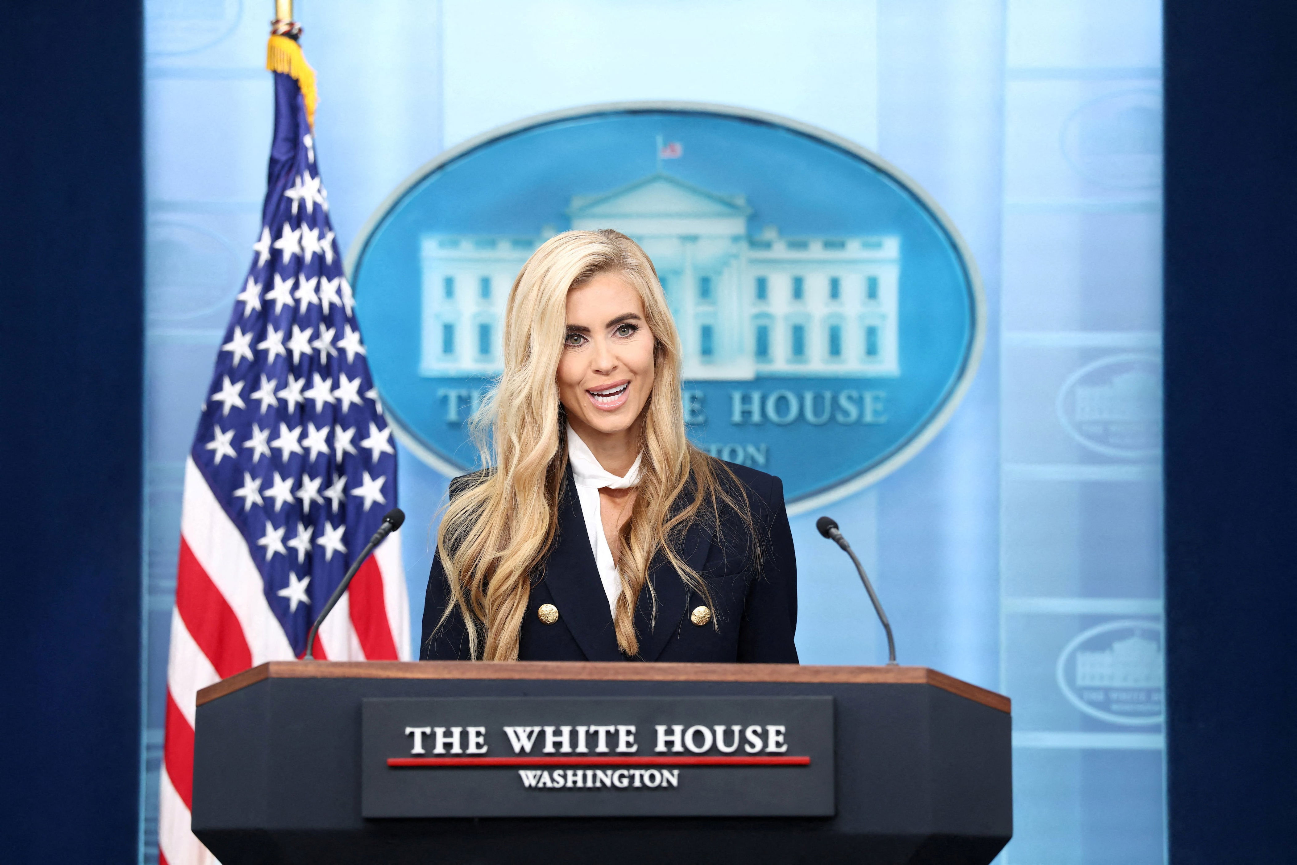 Trump's new press secretary flees first 14-minute briefing