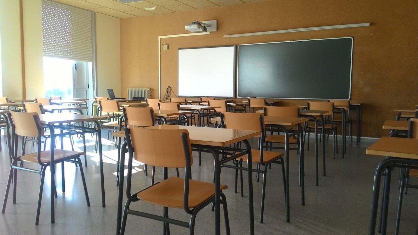 Galicia propone sanciones de hasta 15.000 euros por agredir a ...