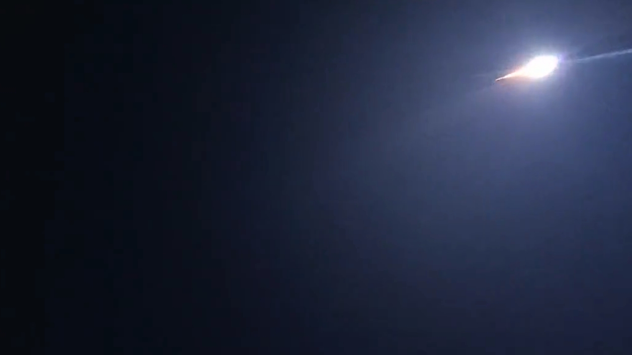 Asteroid Sar2667 captured in stunning video over France