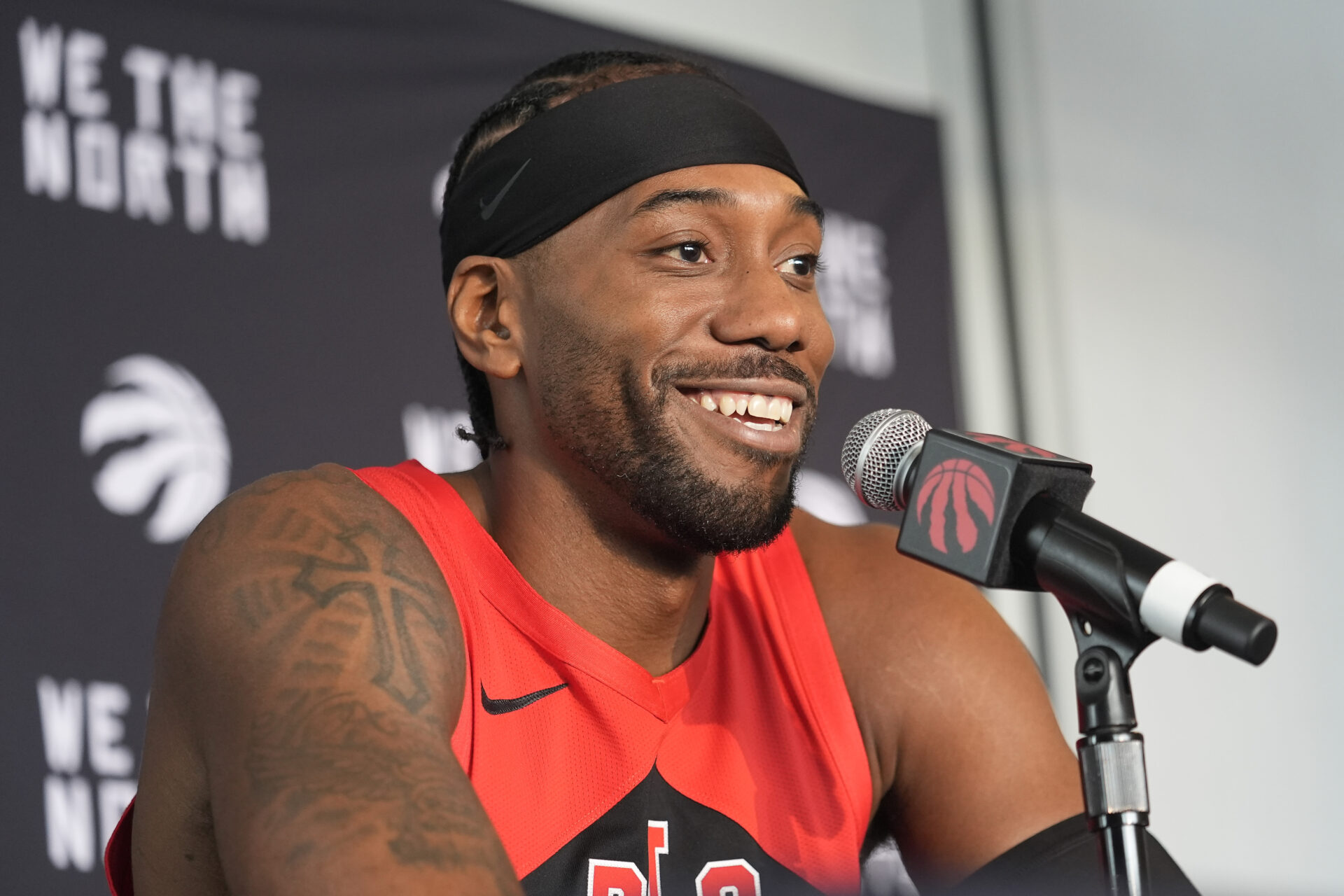 Kawhi Leonard set to make preseason debut for Raptors