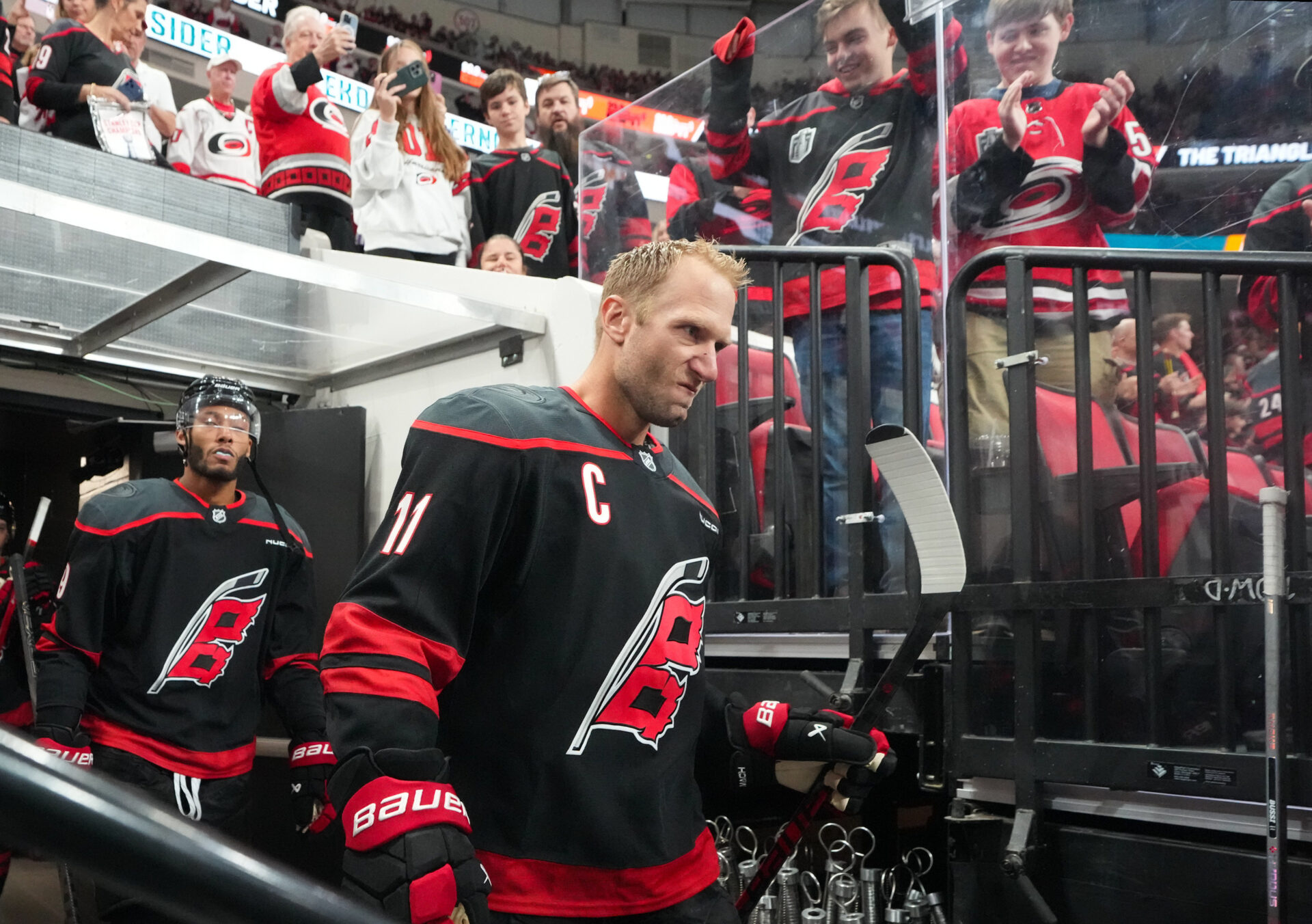 Hurricanes provide injury update on reigning Conn Smythe winner