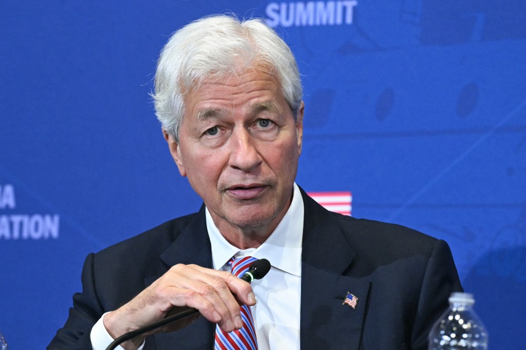 JPMorgan records rare earnings miss, Goldman Sachs delivers blowout ...