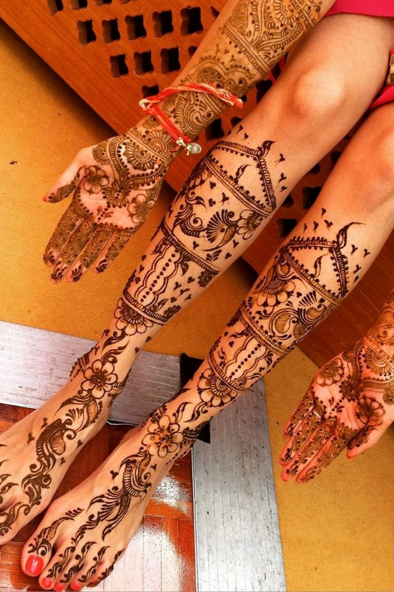 Pavan Dhanjal brings henna art into modern beauty
