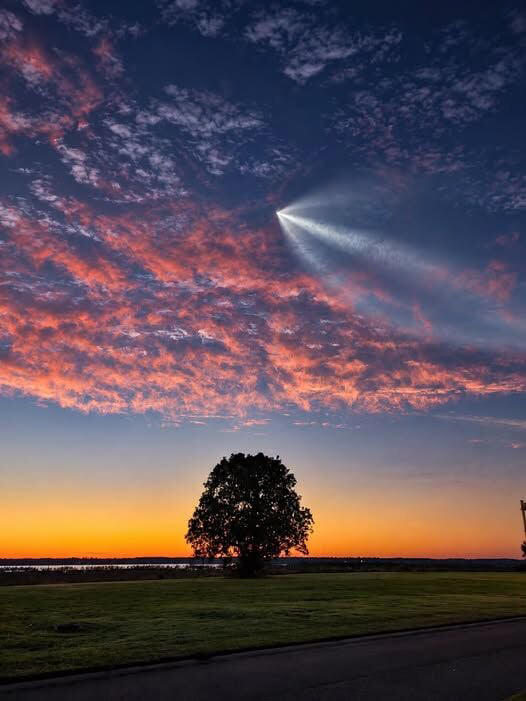 Images of SpaceX launch over Charleston area, other parts of SC coast