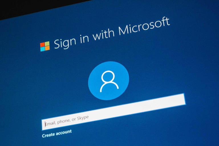 Windows 11’s easy local account trick is dead, patched by Microsoft