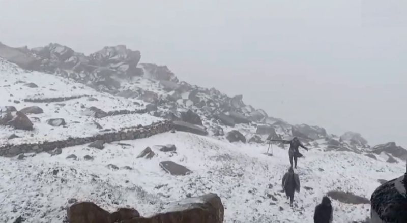 Fresh snowfall in higher reaches of Kashmir
