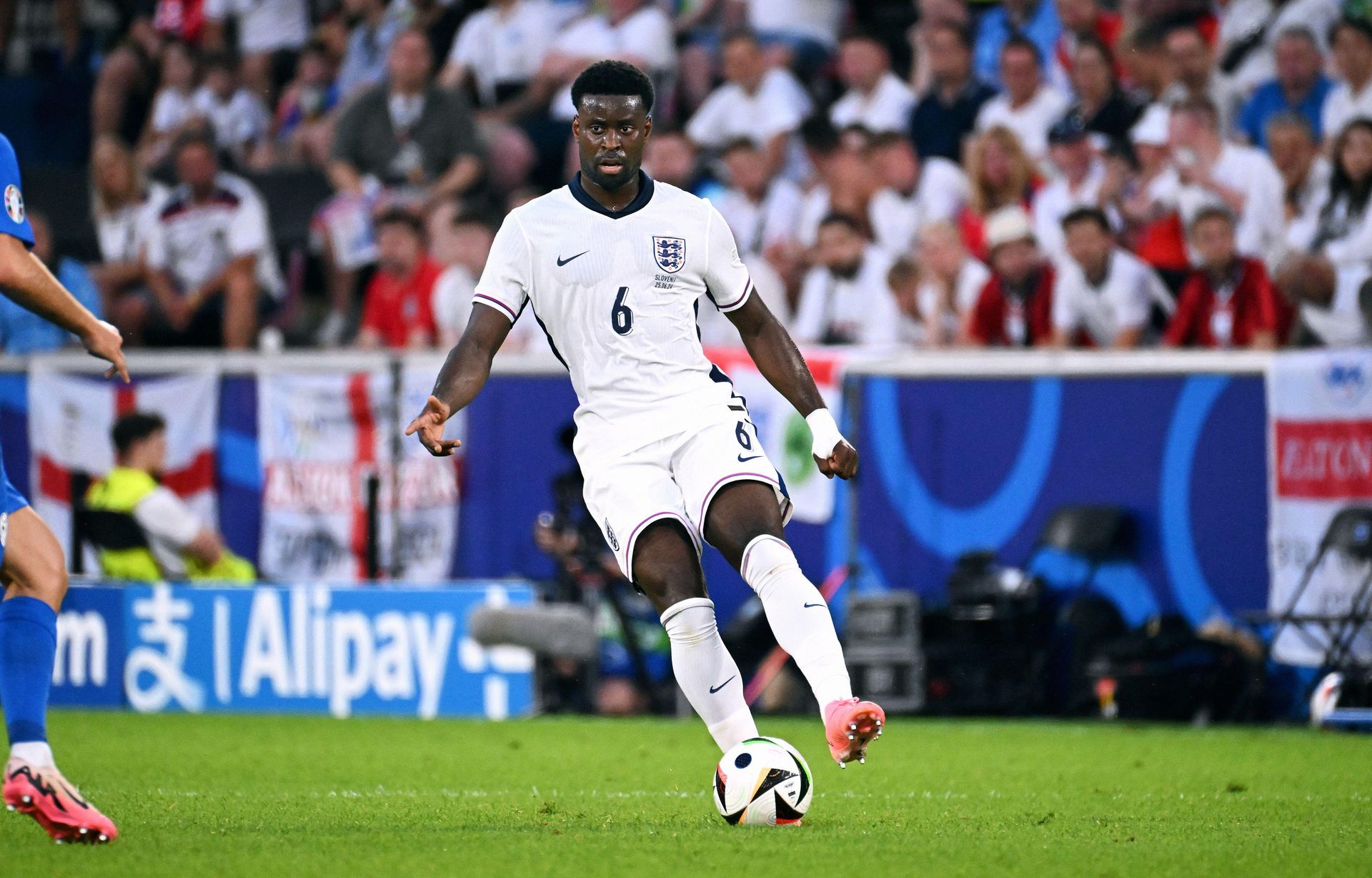 Players born outside the country they played for