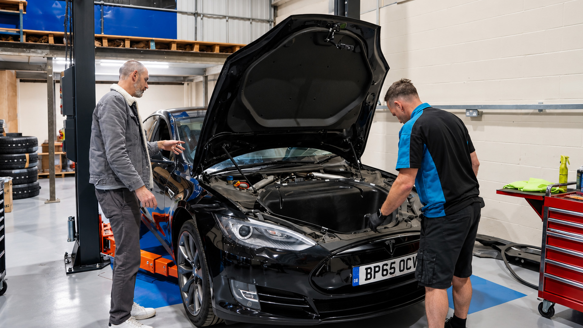 Tesla Model S P90D priced at £5,000 undergoes a thorough inspection