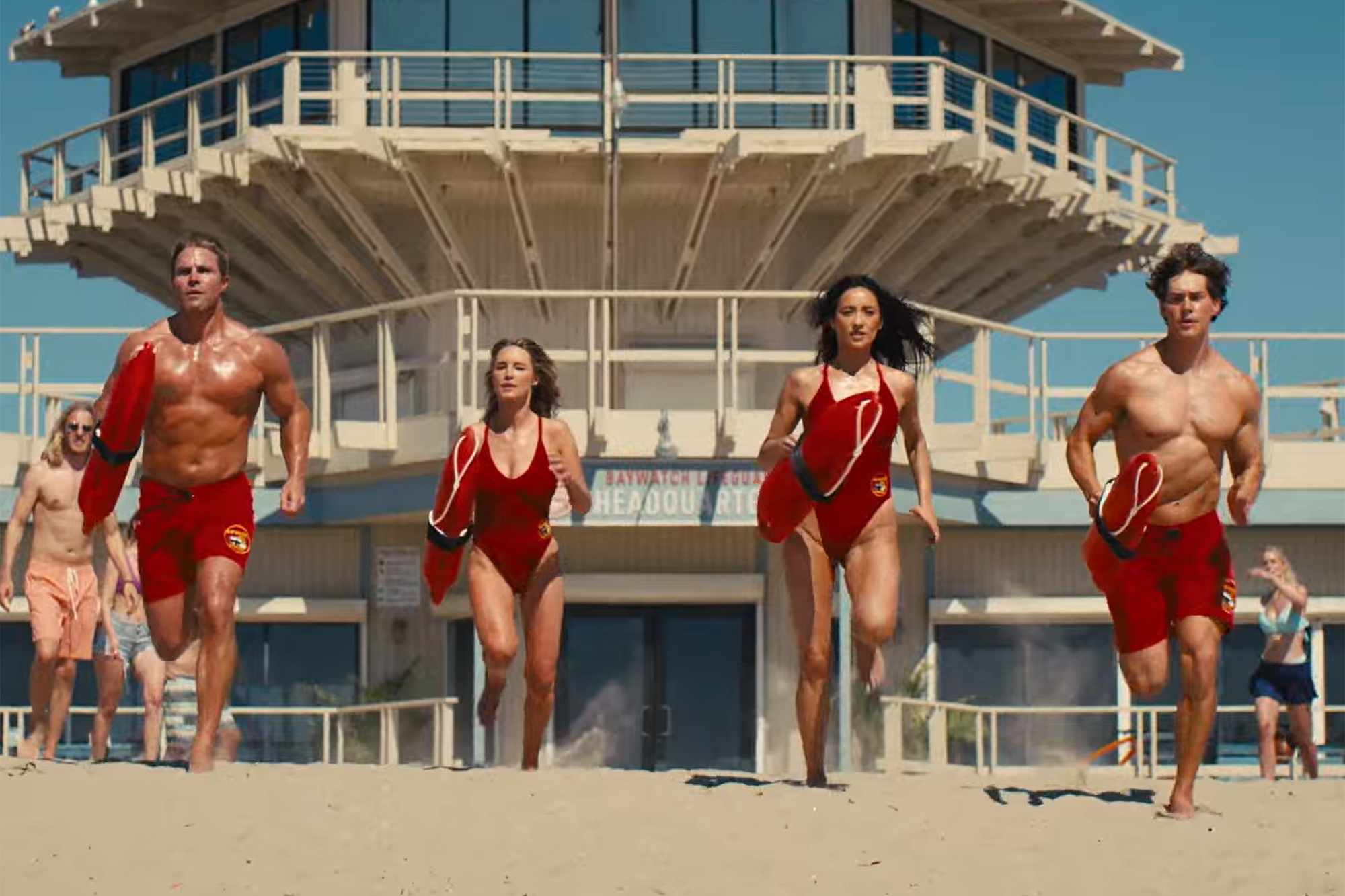 “Baywatch” reboot trailer introduces Stephen Amell’s nepo-baby ...