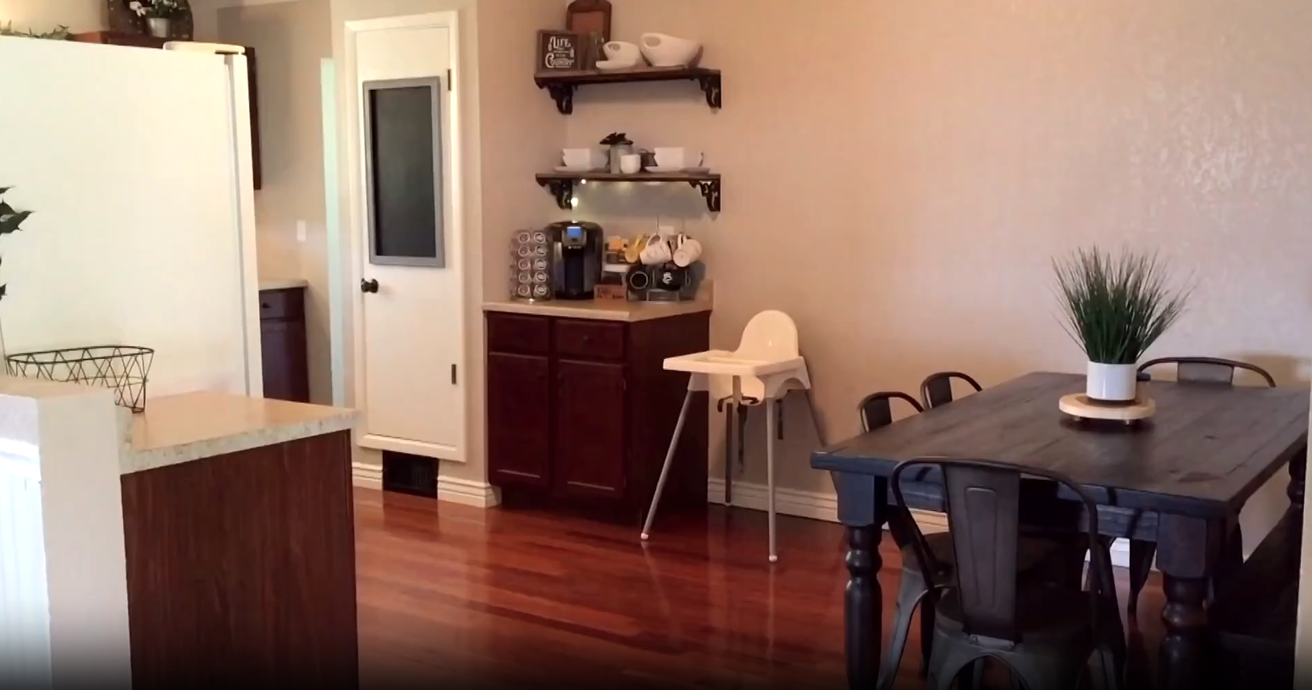 Kitchen tour! 🏠 | Small kitchen organization | Kitchen storage