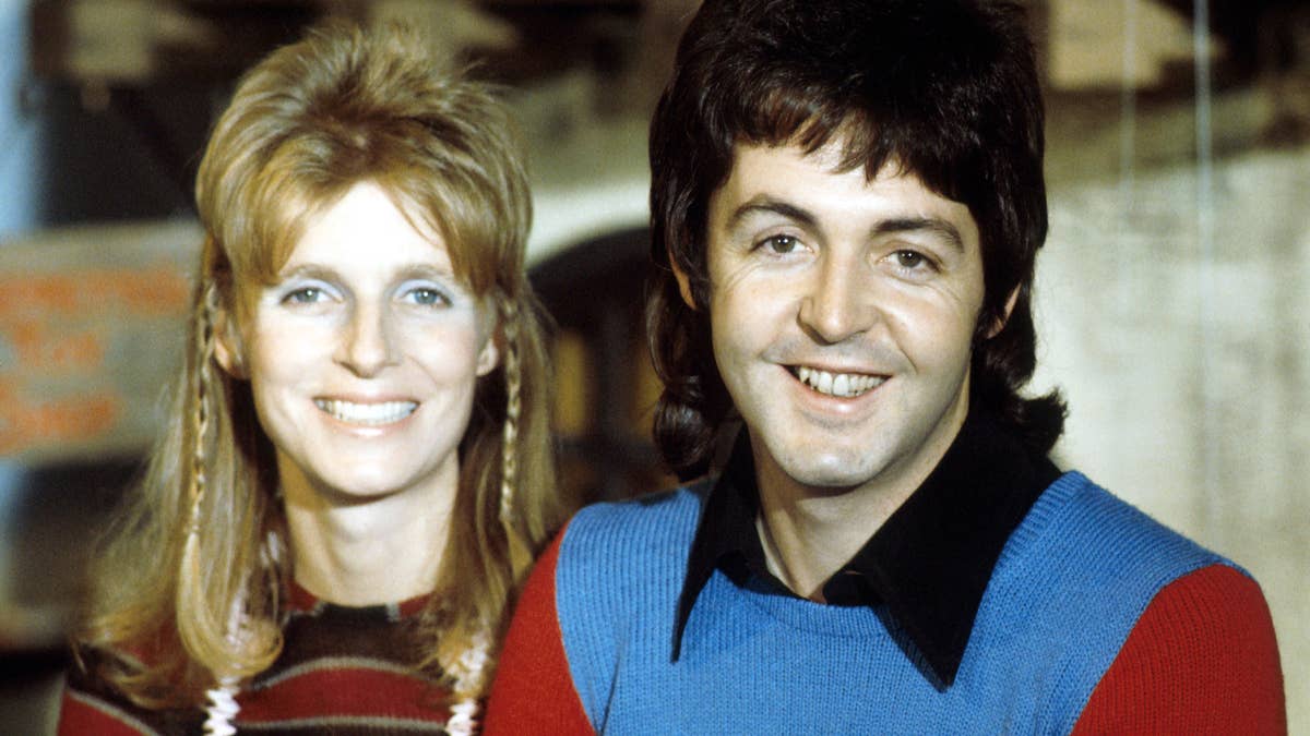 Paul McCartney tears up talking about late wife Linda on 'Good Hang ...