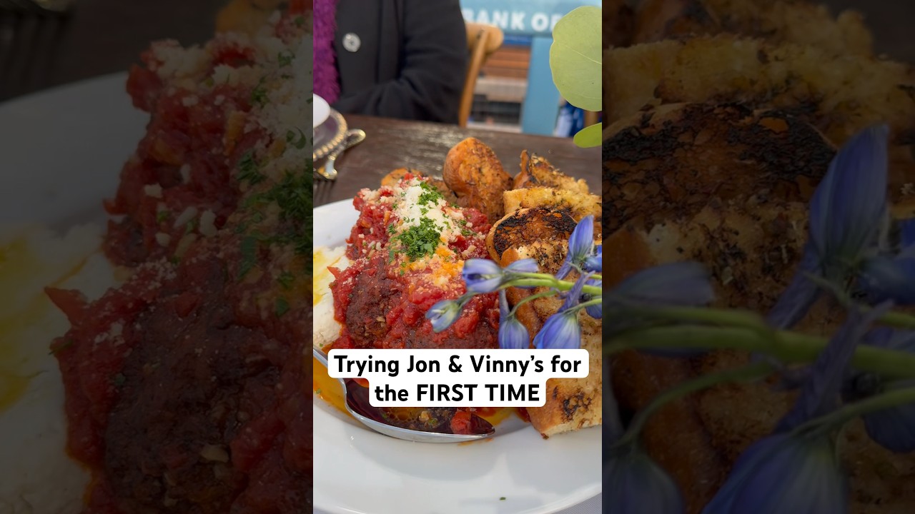 Jon & Vinny's menu hack that blew my mind 🍕