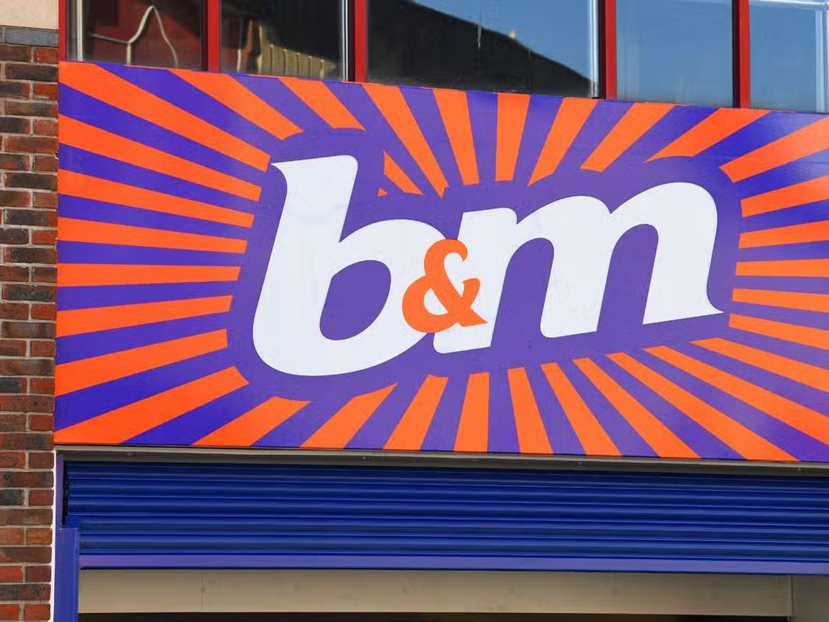 B&M £25 item adds warm and inviting look to front doors this Christmas