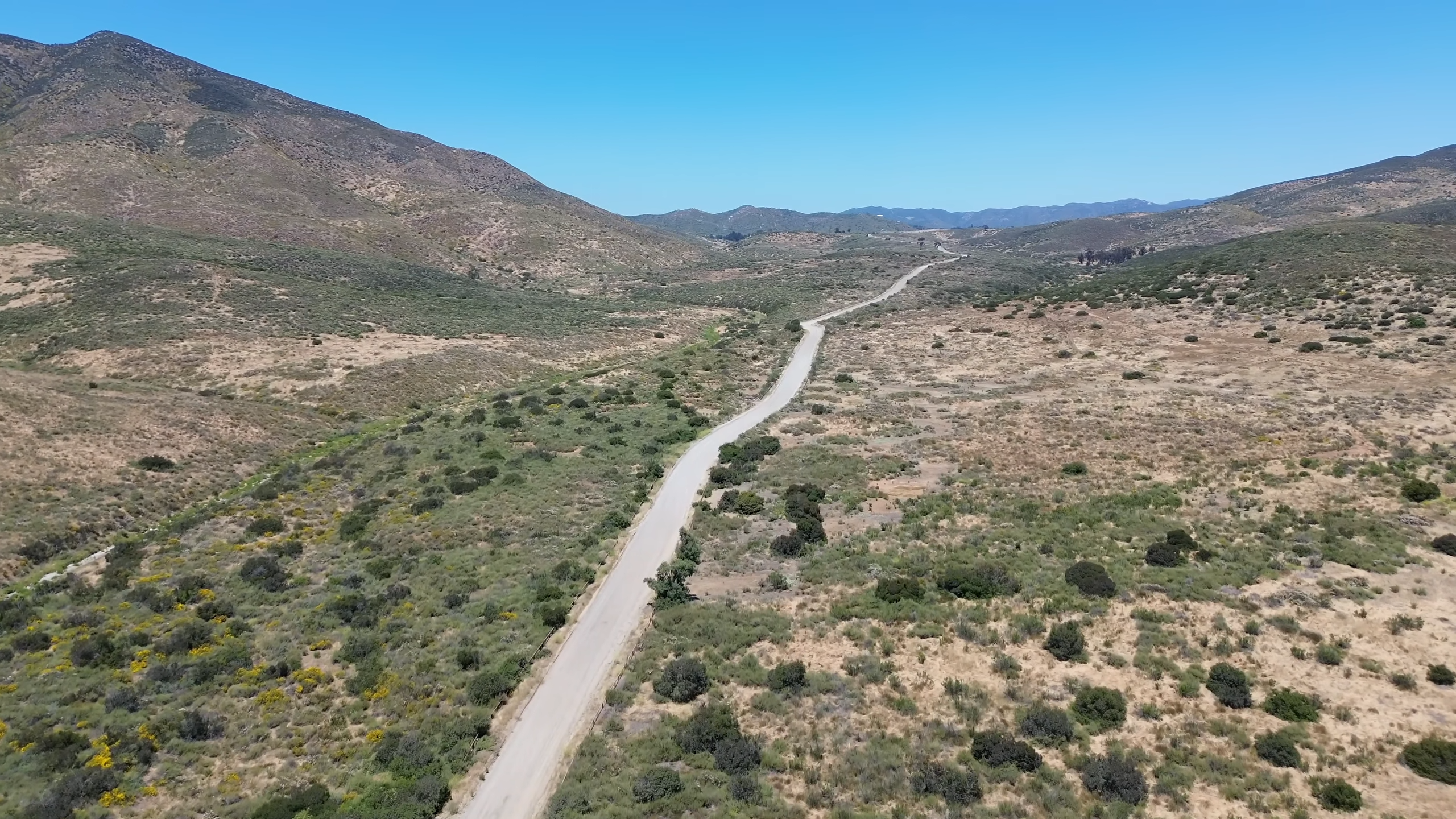 California's most haunted road has a terrifying secret, drivers report ...