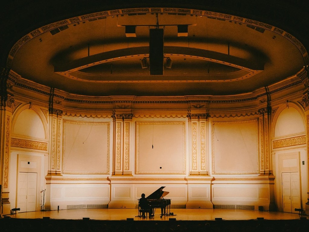Cameron Winter at Carnegie Hall review: PTA's esoteric concert movie