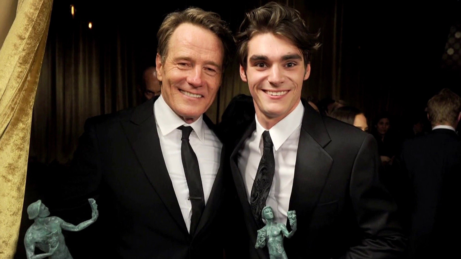 RJ Mitte, known for 'Breaking Bad' role, dies at 34