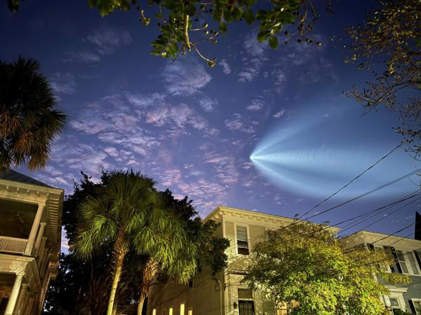 Images of SpaceX launch over Charleston area, other parts of SC coast