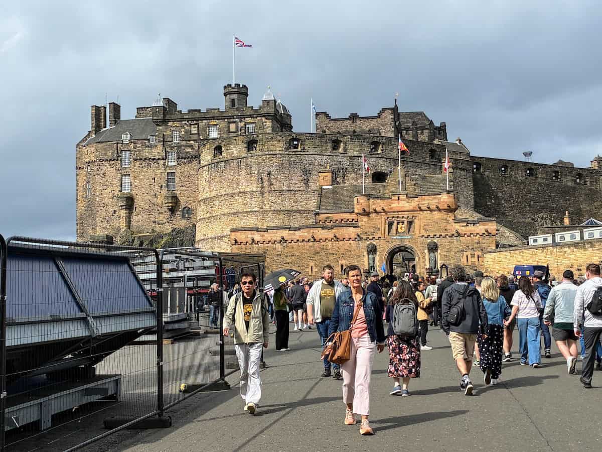 A trip through Scotland: Kings and commoners, whisky and friendship