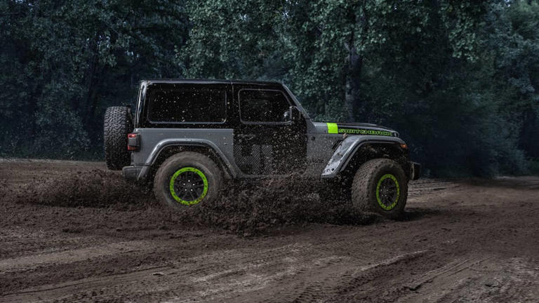 Jeep’s new Wrangler Switchback looks like two Wranglers collided