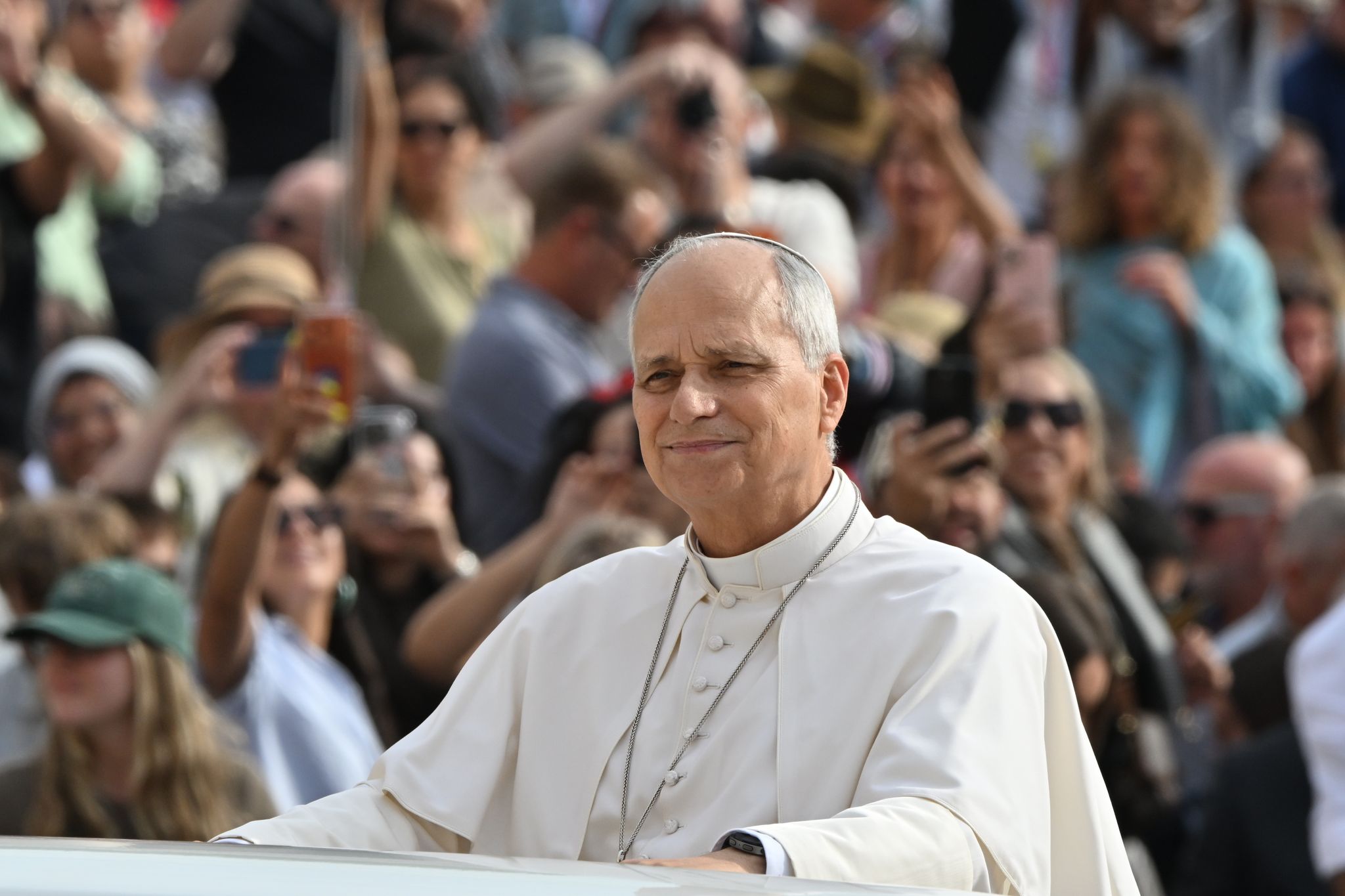 Pope Leo arrives at Gemelli Hospital in Rome ahead of lung operation