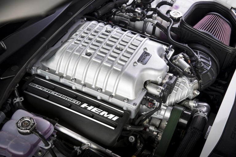 Hellcat returns: Dodge Charger gets the 6.2 V8 for 2028