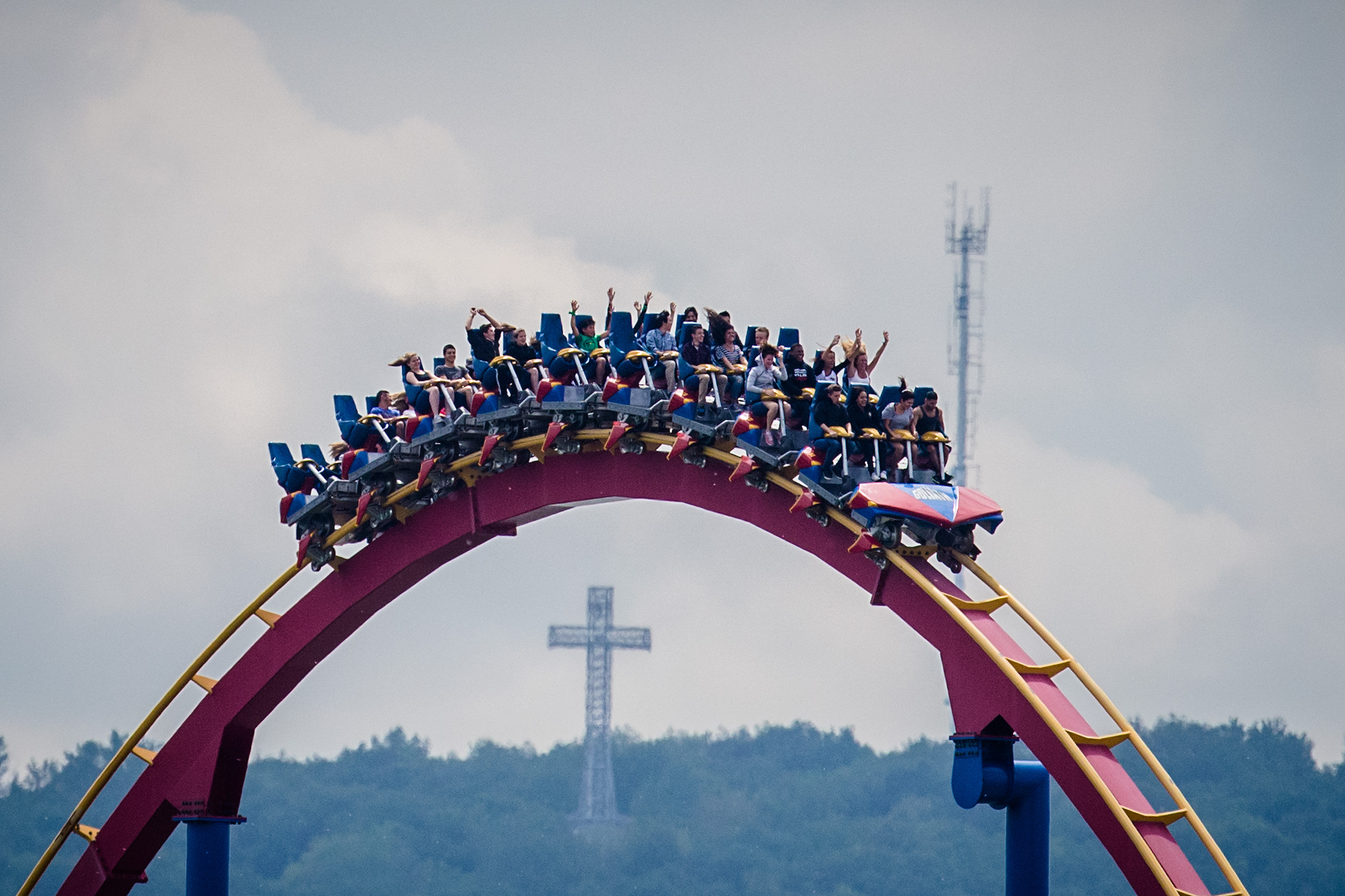 La Ronde closes Goliath roller-coaster after death at Six Flags in Georgia