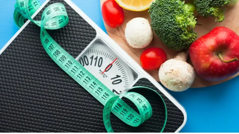 Want to build muscle and lose fat? 5 diet changes that can help
