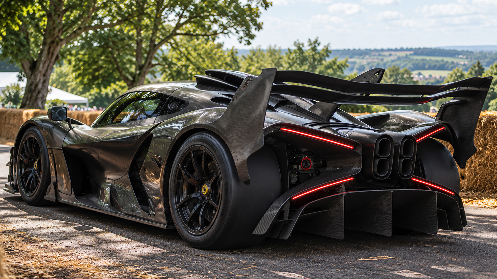 1,600 PS Bugatti Bolide launches with quad-turbo W16 power