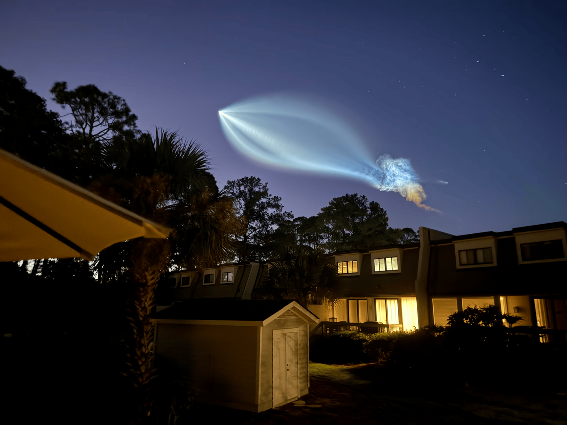 Jellyfish-shaped orb over South Carolina appears to have come from 300 ...
