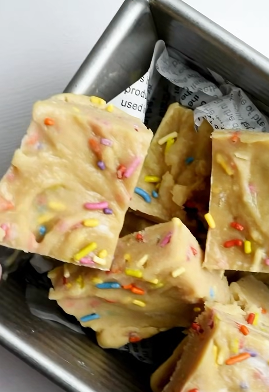 Creamy vegan fudge with a gluten-free no-bake recipe