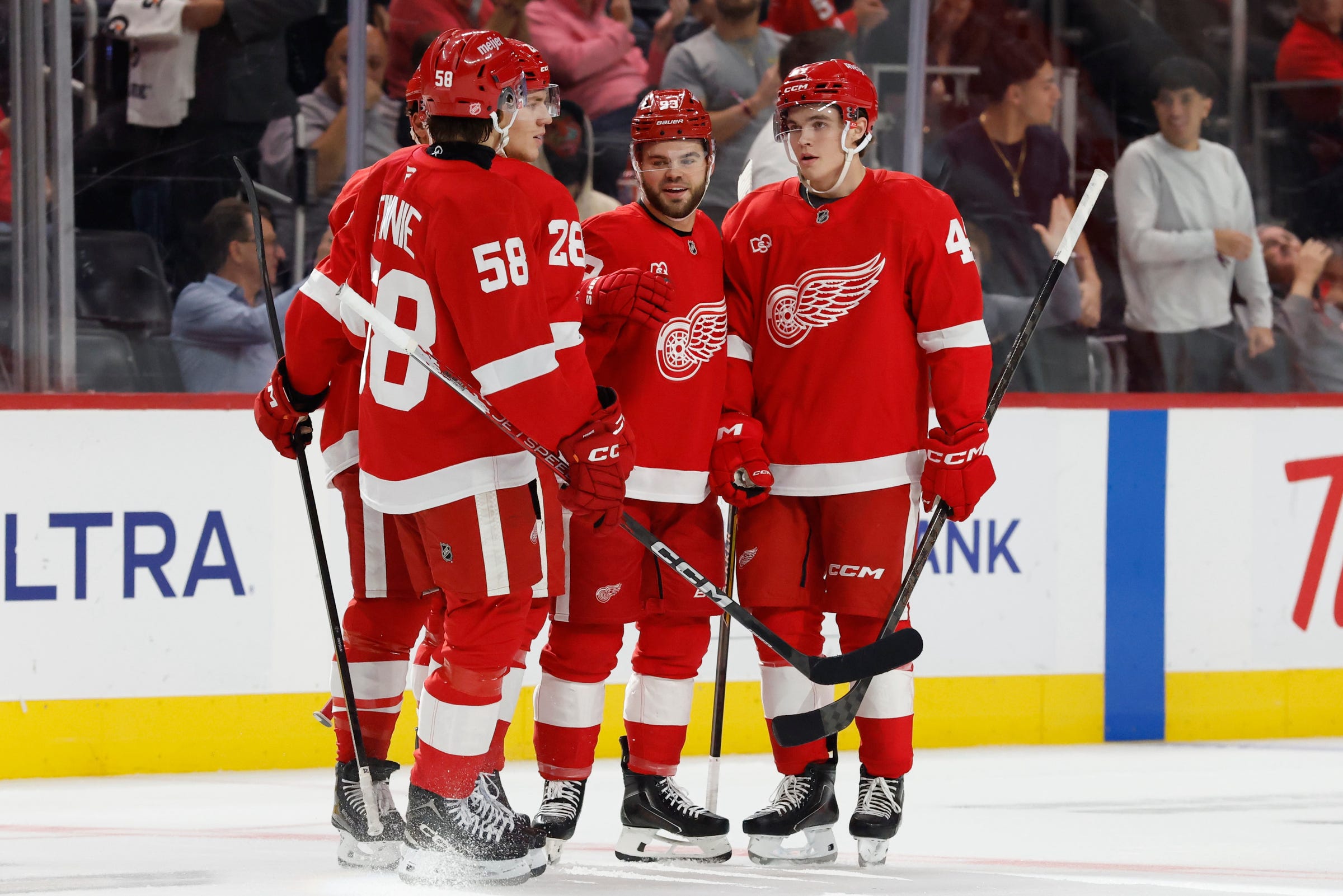 Alex DeBrincat's 3 points not enough for Red Wings in OT loss to Devils