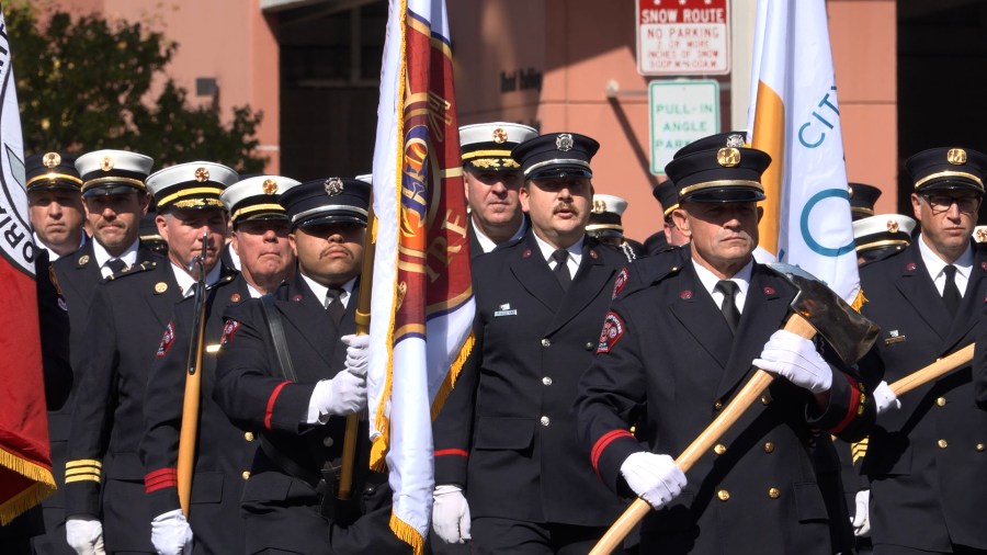 Nine bell rings mark Peoria’s memorial for fallen heroes