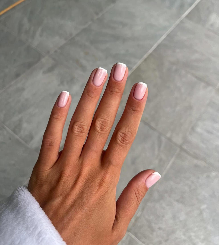 This is how you wear short square nails for fall