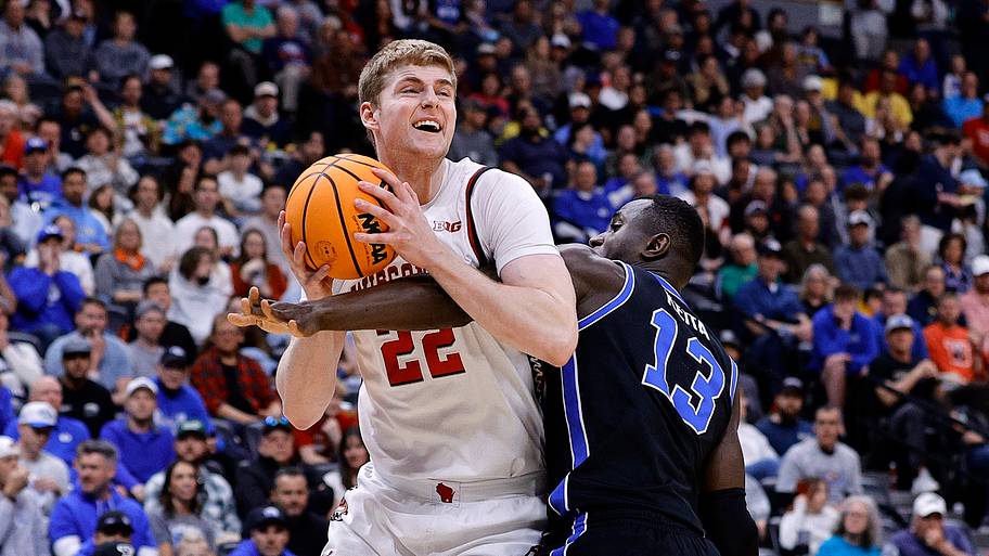 Former Badger Steven Crowl was traded in the NBA G-League in a under ...