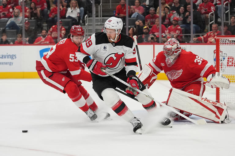 Jack Hughes scores on a breakaway in OT, lifts Devils to a 5-4 win over ...