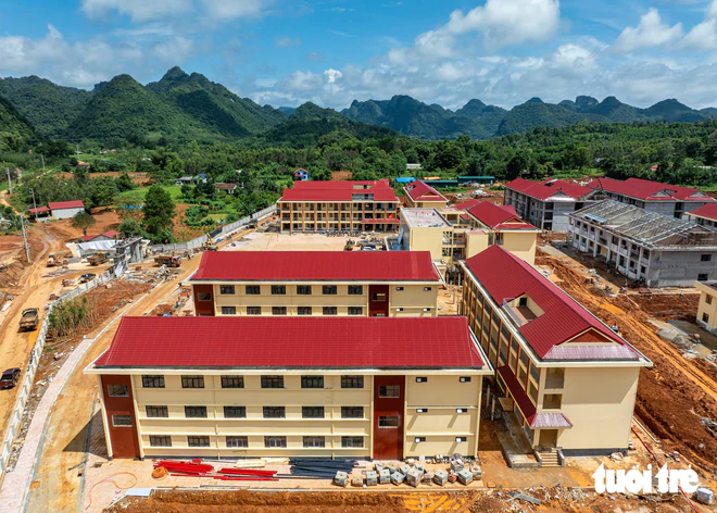 Tin tức sáng 14-10: Nghiên cứu, xây dựng mô hình trường học xã hội chủ nghĩa tại nơi đủ điều kiện