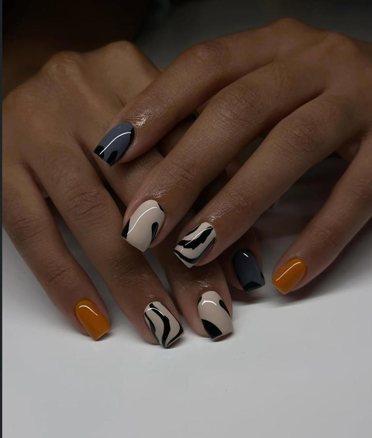 This is how you wear short square nails for fall