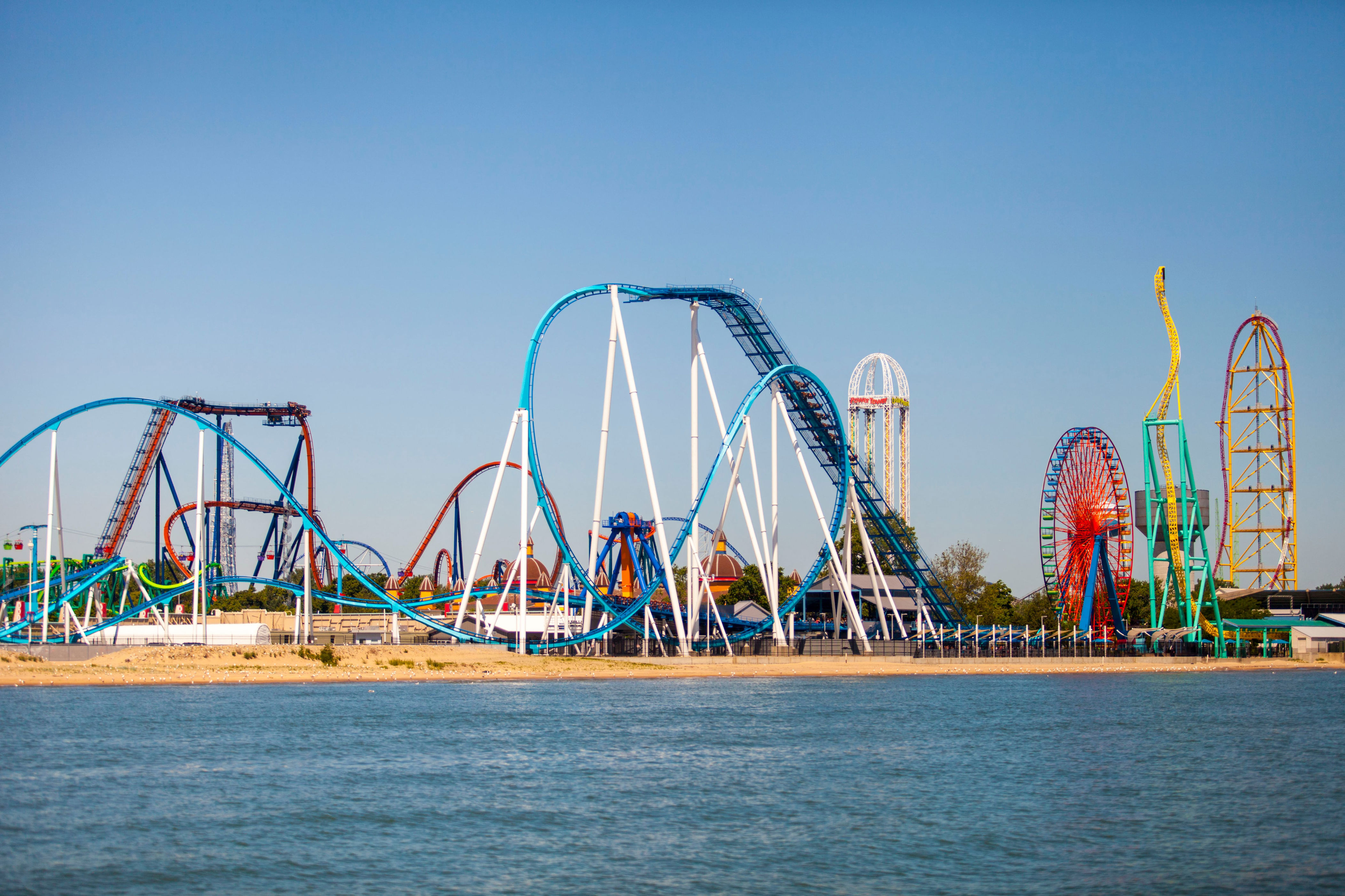 Cedar Point has 4 roller coasters by same manufacturer of ride where ...