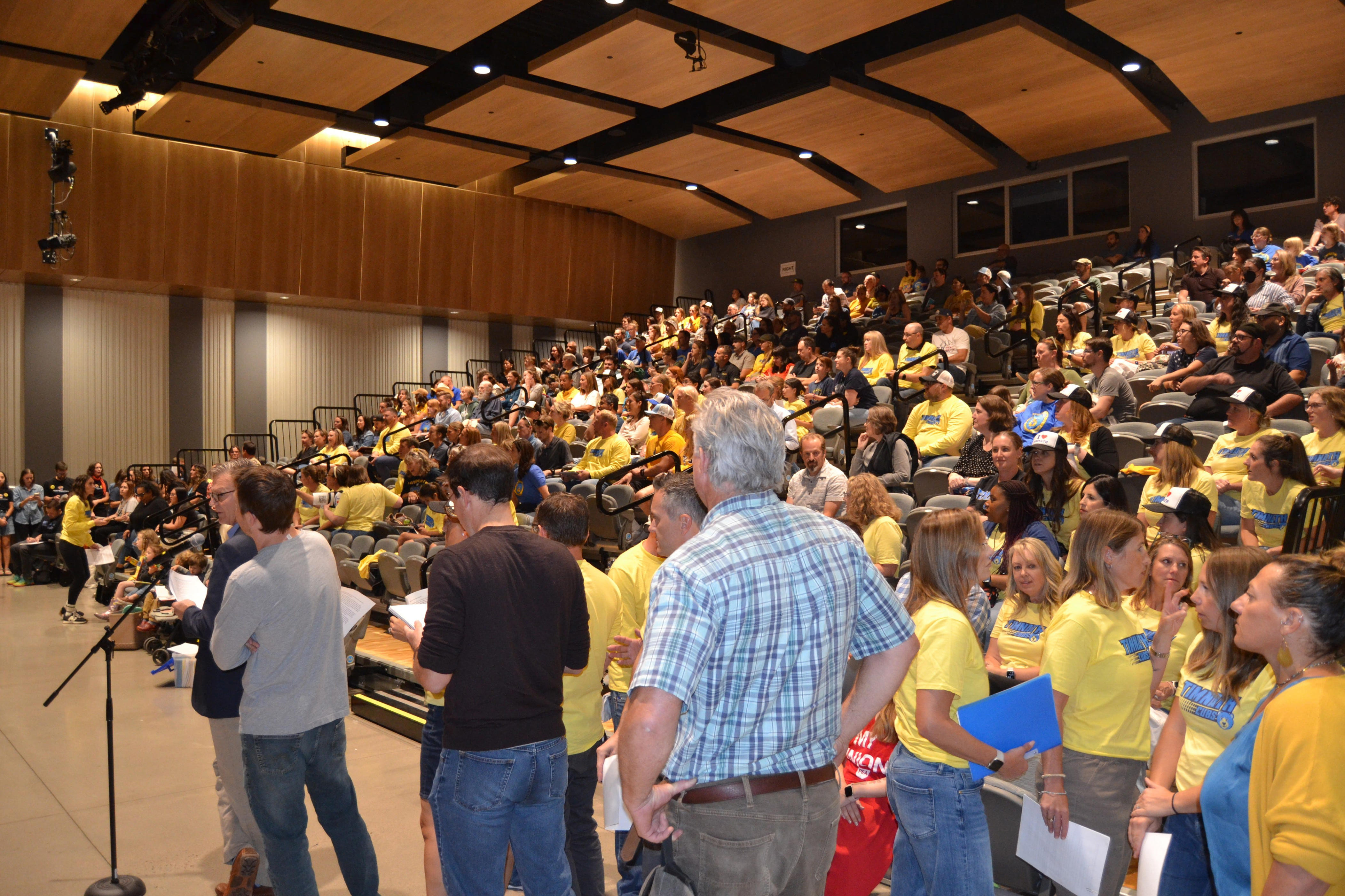 Timnath community questions Poudre school board about closure plans