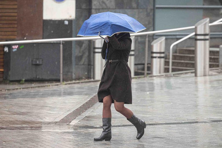 DWP to hand out £25 cold weather payments from November 1