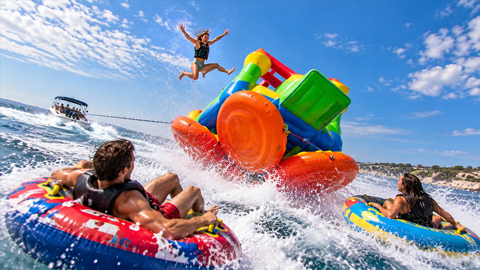 Bouncy house tube battle turns into total chaos