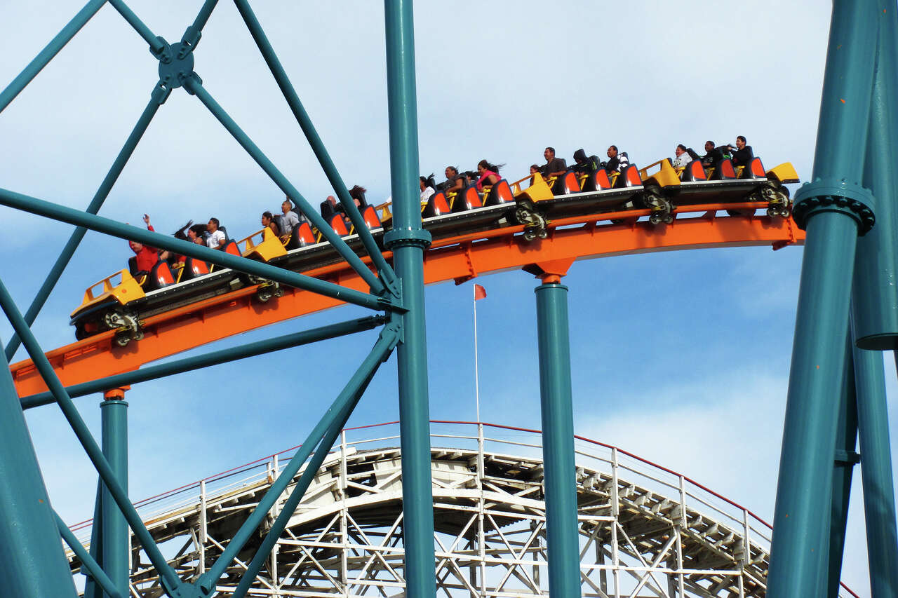 Weeks after X2 closure, Six Flags shuts down ride after man plummets to ...