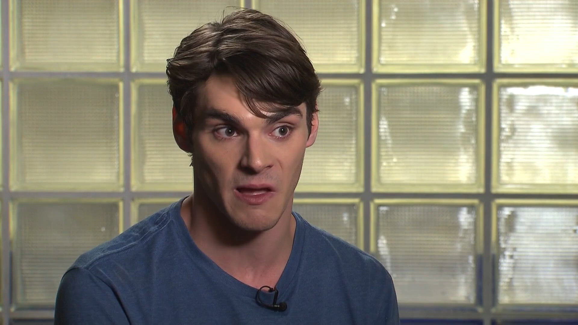 'Breaking Bad' actor RJ Mitte dies by suicide at 34