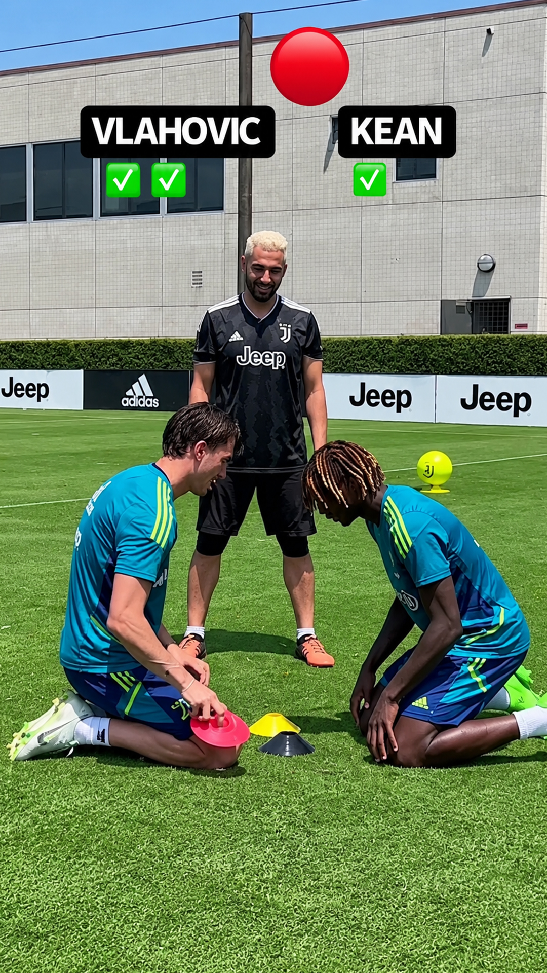 I challenged Vlahovic and Kean to react fast to colors