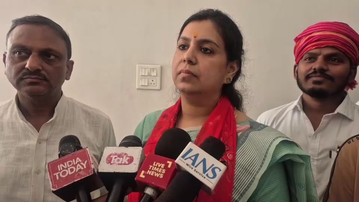 Ex-UP IAS officer Divya Mittal to reveal political plans on October 15