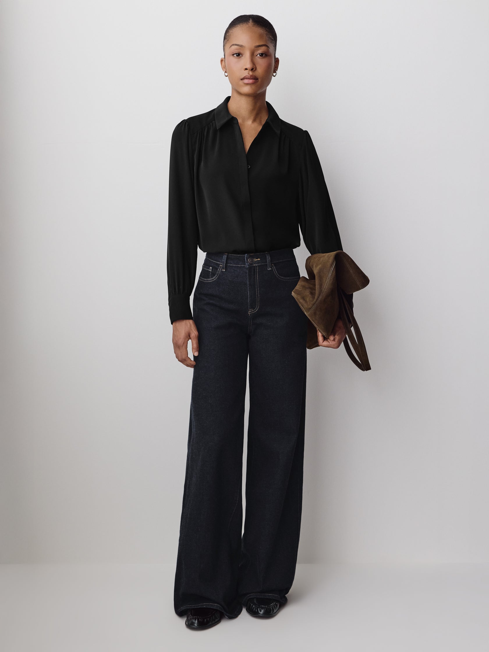 Ce jean qui allonge la silhouette sera le plus tendance de l’hiver 2026 ...