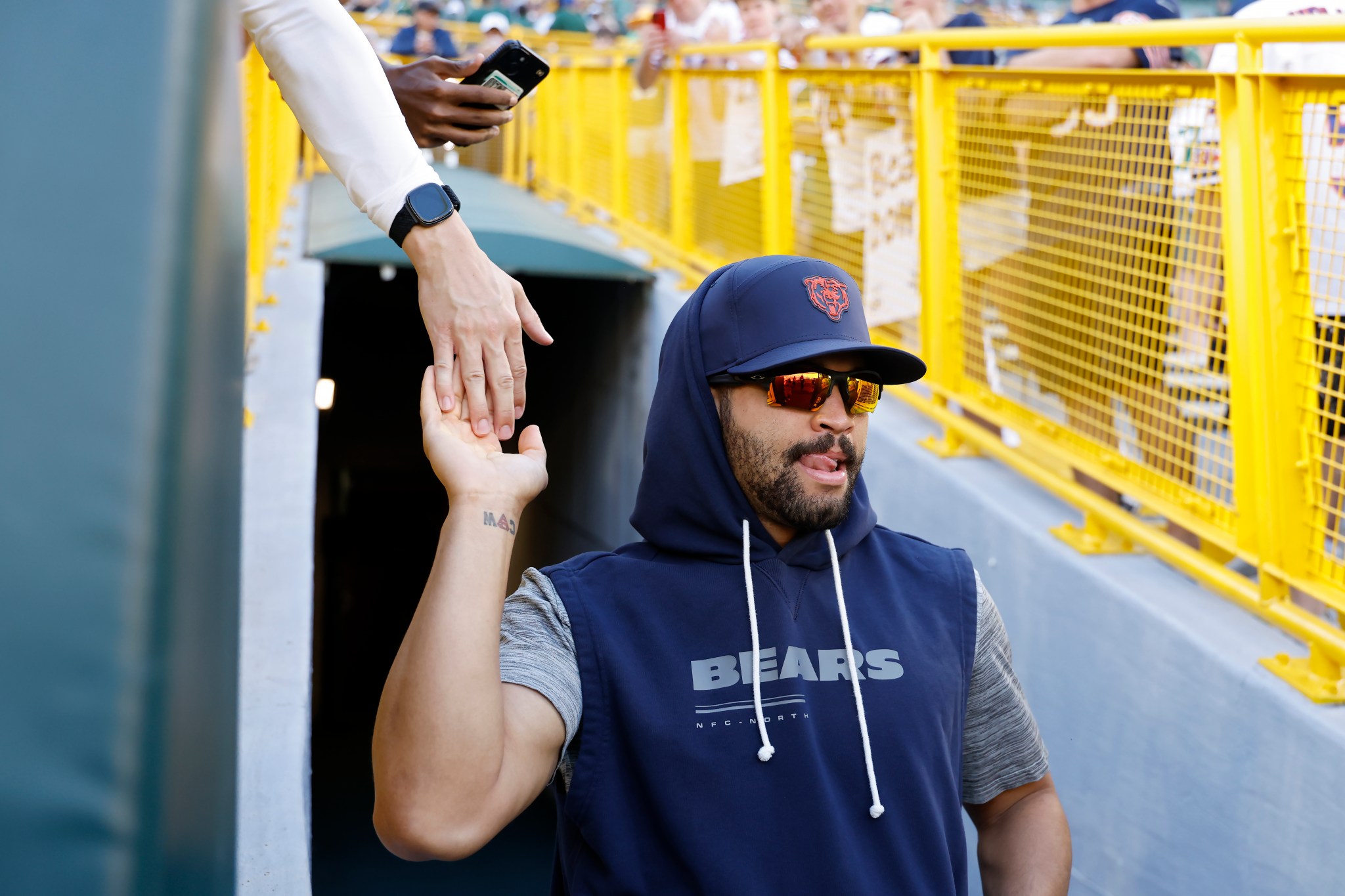 Bears HC Ben Johnson gives update on Caleb Williams' recovery process