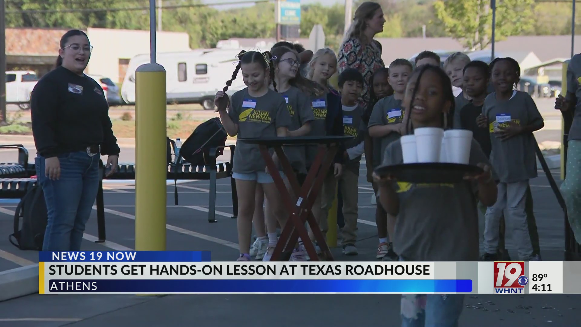 Students get hands-on lesson at Texas Roadhouse | Oct. 13, 2026 | News ...