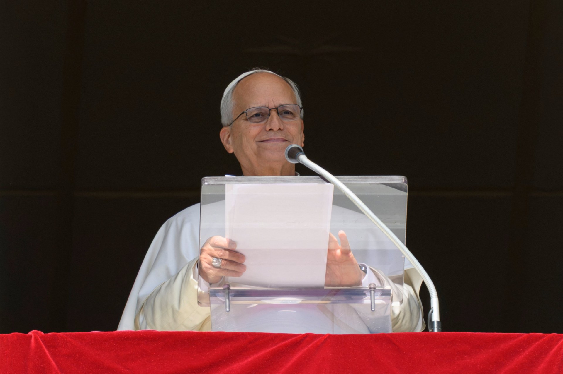 Pope Leo diagnosed with cancer after surgery to remove part of lung ...
