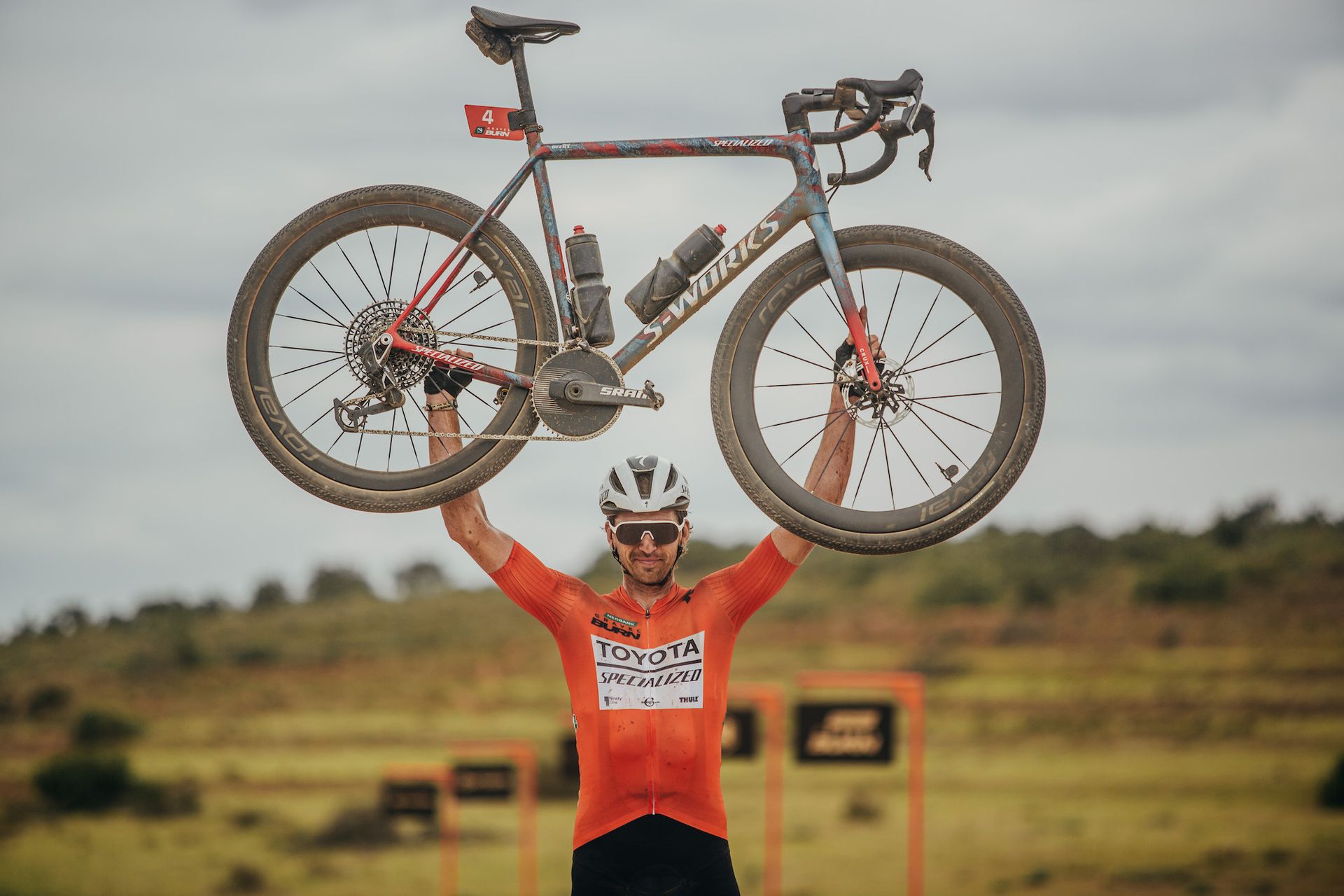 Gravel Burn introduces new dimension of teams classification at October ...